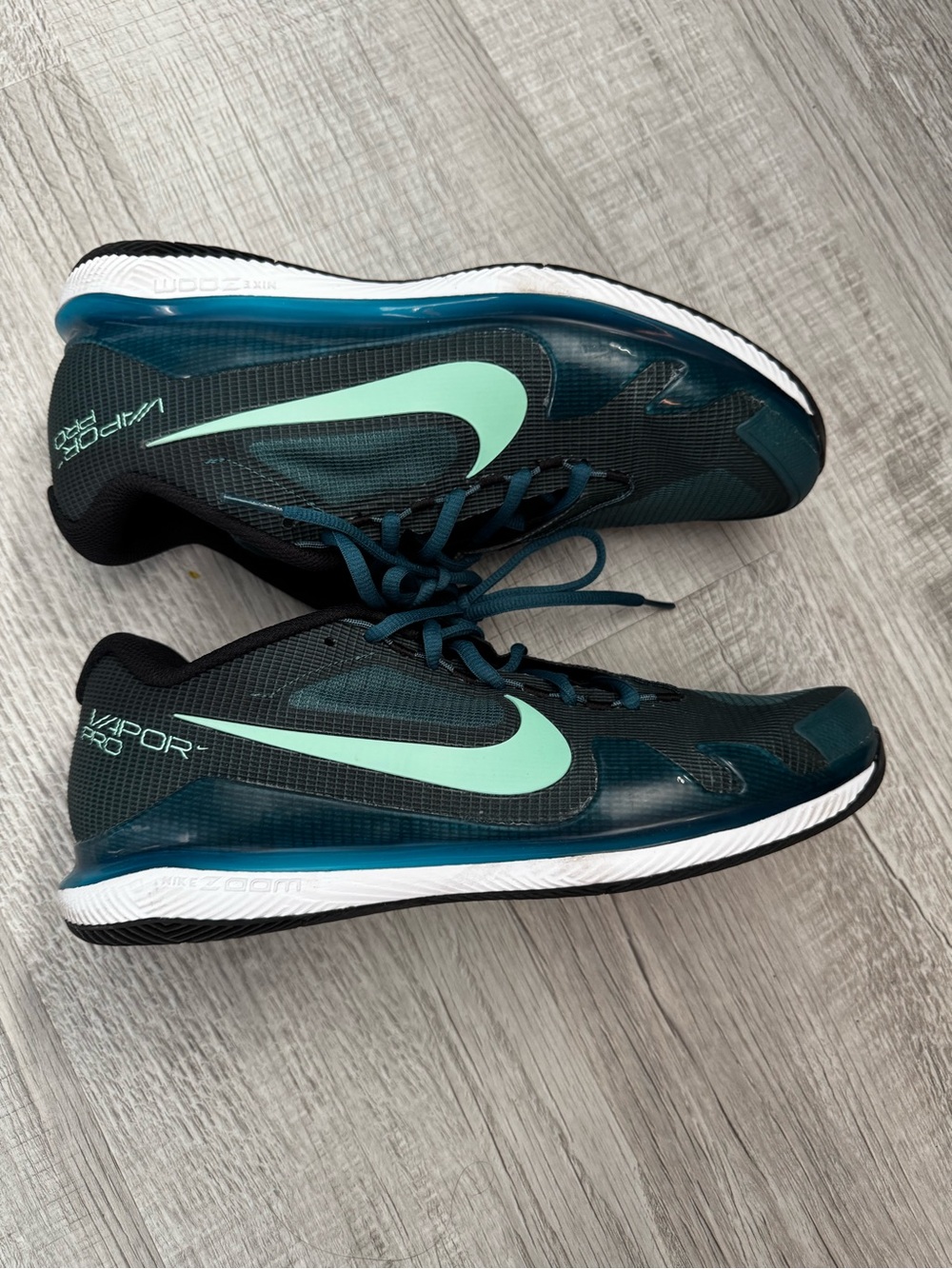 Nike Men's Vapor Pro Running Shoes - Teal with Mint Swoosh